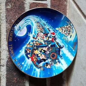 Disney It's A Small World 1994 Collectible Plate